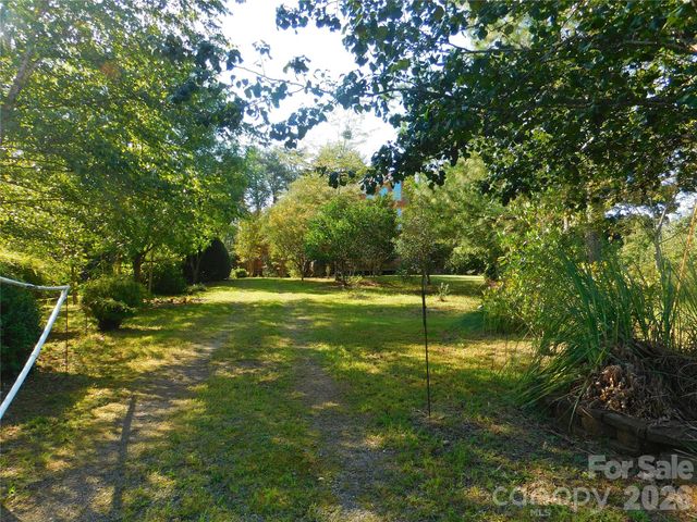 296 Acorn Lane, Rutherfordton, NC 28139
