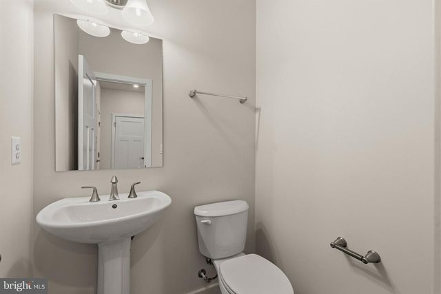 7809 MILLFIELD DR, Warrenton, VA 20187