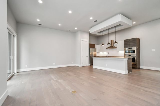 1617 Wheeler Street D, Houston, TX 77004