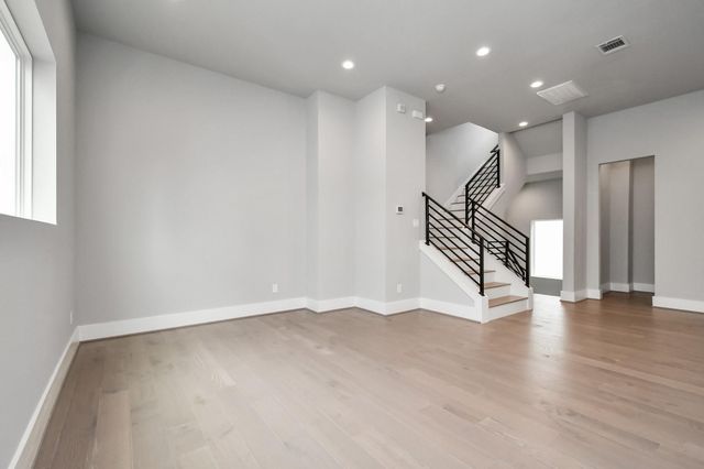 1617 Wheeler Street D, Houston, TX 77004