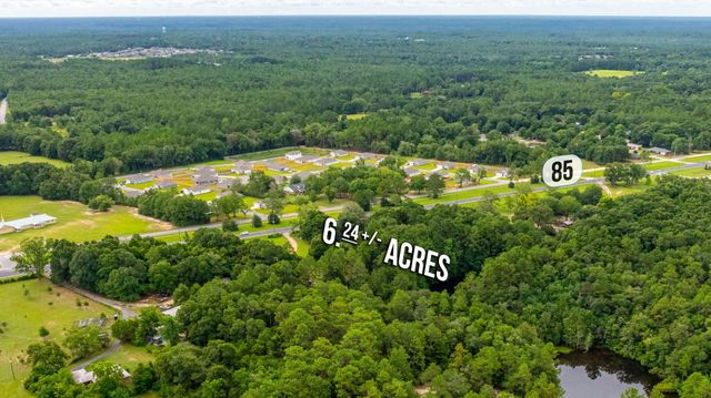 6388 N Hwy 85, Crestview, FL 32536