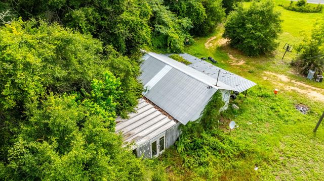 6388 N Hwy 85, Crestview, FL 32536