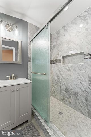 2108 31ST PL SE, Washington, DC 20020