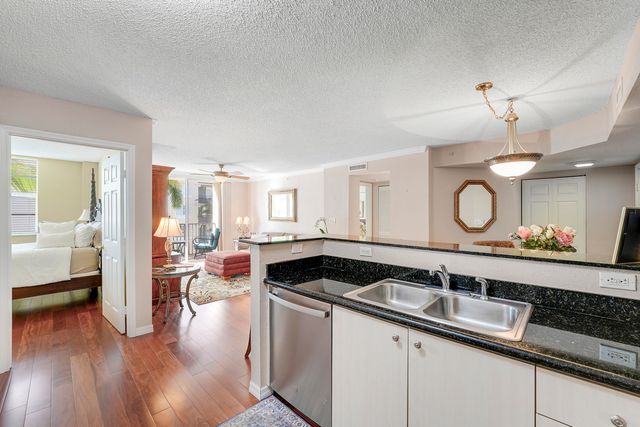 1801 N Flagler Drive 435, West Palm Beach, FL 33407