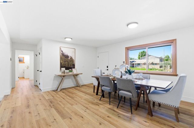 2645 Swanson Way, Mountain View, CA 94040