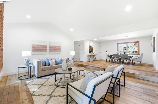 2645 Swanson Way, Mountain View, CA 94040