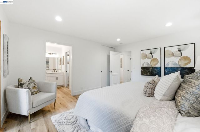 2645 Swanson Way, Mountain View, CA 94040