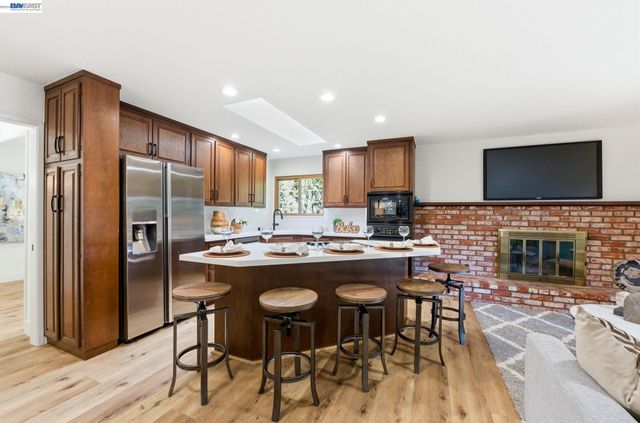 2645 Swanson Way, Mountain View, CA 94040