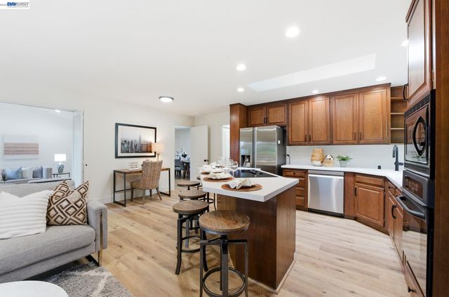 2645 Swanson Way, Mountain View, CA 94040