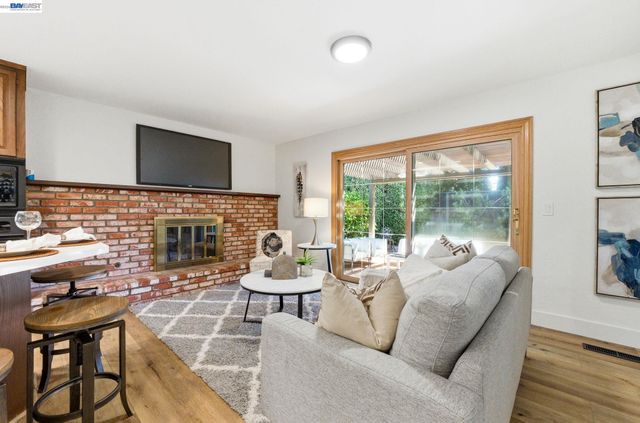 2645 Swanson Way, Mountain View, CA 94040