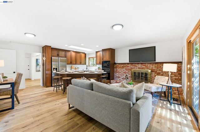 2645 Swanson Way, Mountain View, CA 94040