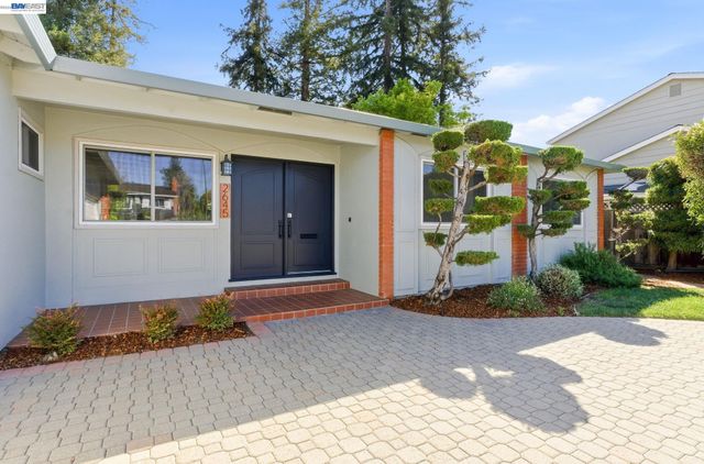 2645 Swanson Way, Mountain View, CA 94040