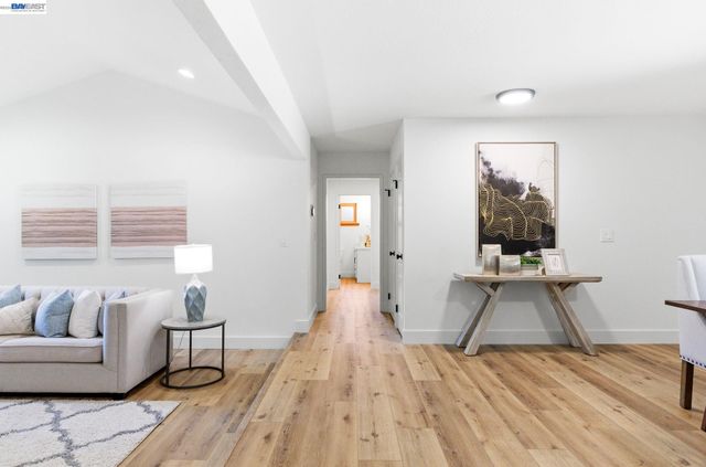 2645 Swanson Way, Mountain View, CA 94040