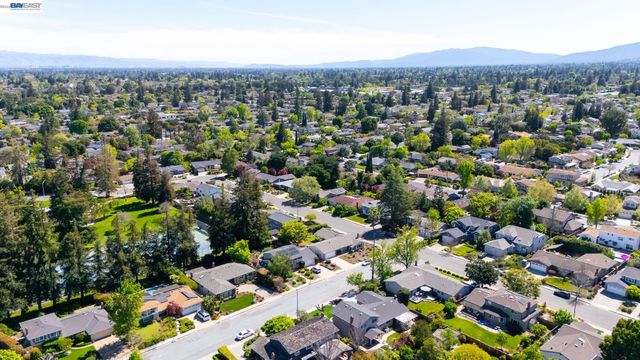 2645 Swanson Way, Mountain View, CA 94040