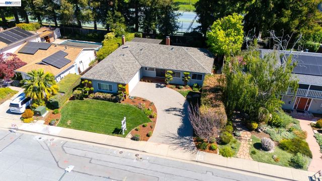 2645 Swanson Way, Mountain View, CA 94040