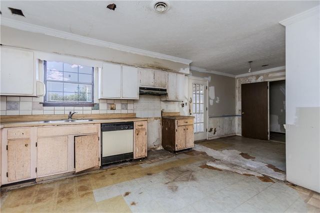 2229 Martin Way, Jonesboro, GA 30236