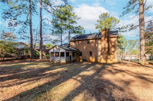 2229 Martin Way, Jonesboro, GA 30236