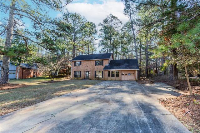 2229 Martin Way, Jonesboro, GA 30236