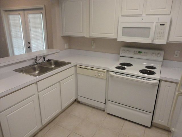 4820 SW 91ST TERRACE Q-202, Gainesville, FL 32608
