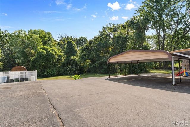 3510 Marshall Avenue, St Louis, MO 63114