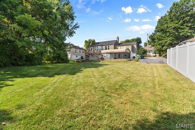 3510 Marshall Avenue, St Louis, MO 63114