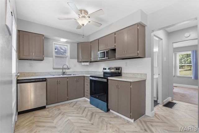 3510 Marshall Avenue, St Louis, MO 63114