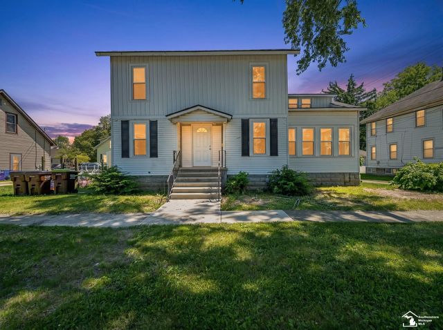 511 Wadsworth Street, Monroe, MI 48161