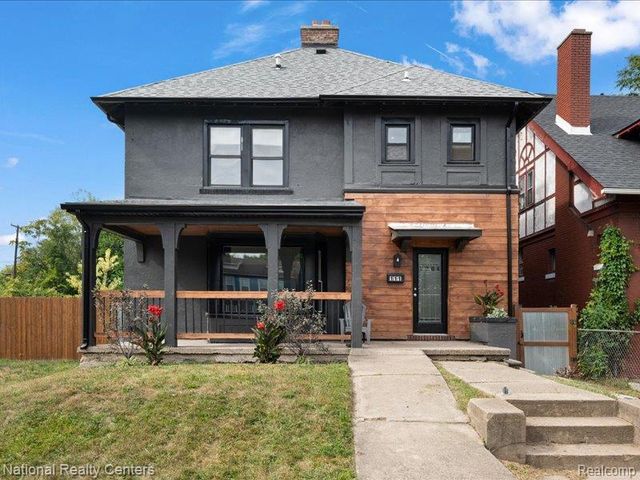 111 Farrand Park, Highland Park, MI 48203