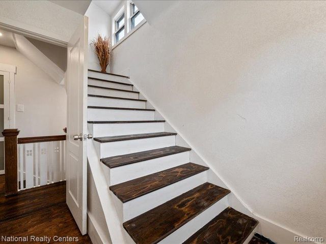 111 Farrand Park, Highland Park, MI 48203