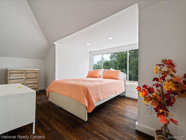 111 Farrand Park, Highland Park, MI 48203