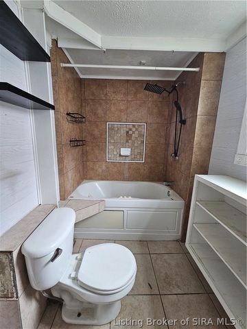 716 E 7th Street, Jeffersonville, IN 47130