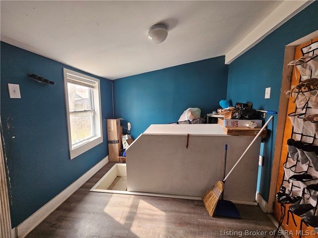 716 E 7th Street, Jeffersonville, IN 47130