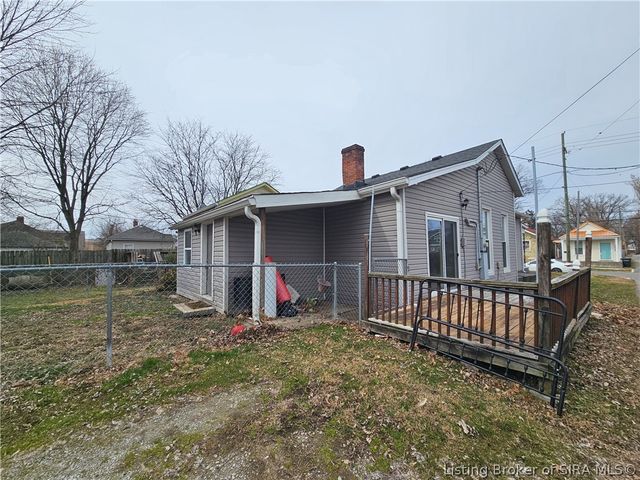 716 E 7th Street, Jeffersonville, IN 47130