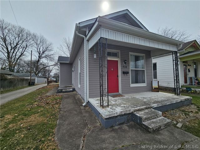 716 E 7th Street, Jeffersonville, IN 47130