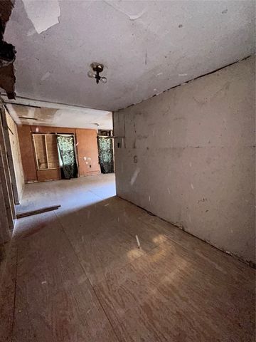 324 Hogan Lane, Bellmead, TX 76705