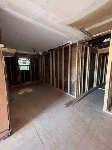 324 Hogan Lane, Bellmead, TX 76705