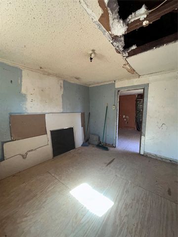 324 Hogan Lane, Bellmead, TX 76705