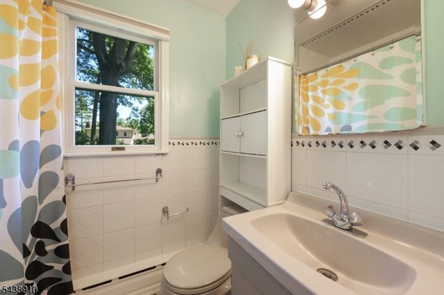 213 Sailer St, Cranford Twp., NJ 07016