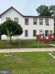301 N 8TH ST #3C, Vineland, NJ 08360
