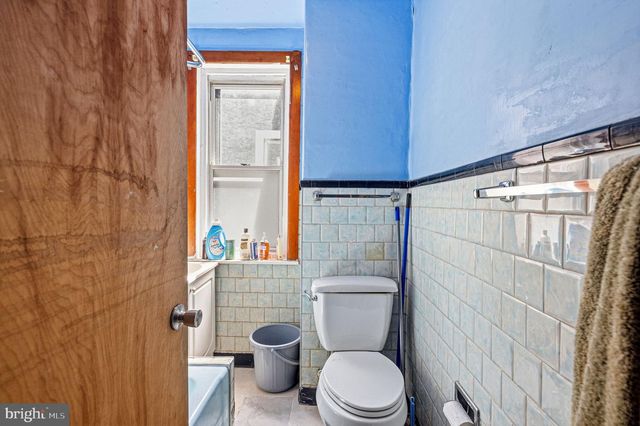 1549 N ROBINSON ST, Philadelphia, PA 19151