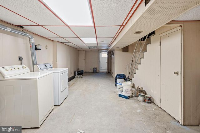 1549 N ROBINSON ST, Philadelphia, PA 19151