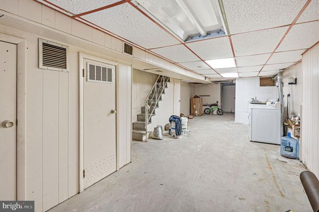 1549 N ROBINSON ST, Philadelphia, PA 19151