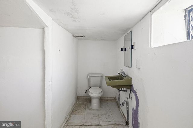 1549 N ROBINSON ST, Philadelphia, PA 19151