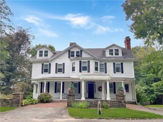 204 Spencer Avenue, Warwick, RI 02818