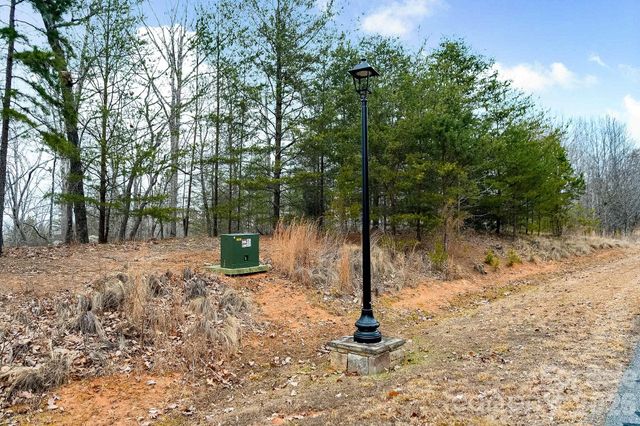 316 Pinnacle Trail, Denton, NC 27239