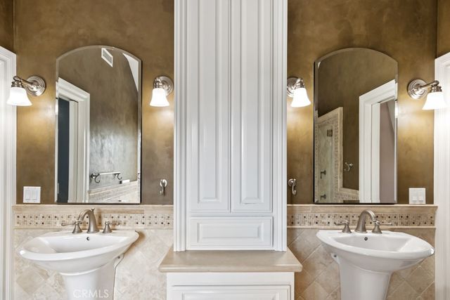 27532 Boothill Court, Laguna Hills, CA 92653