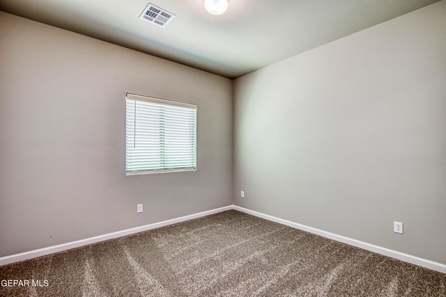 6069 ZINC HILL Street, Sunland Park, NM 88063