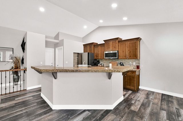 1809 E KAY LN, South Weber, UT 84405