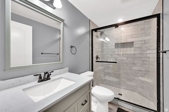 1809 E KAY LN, South Weber, UT 84405