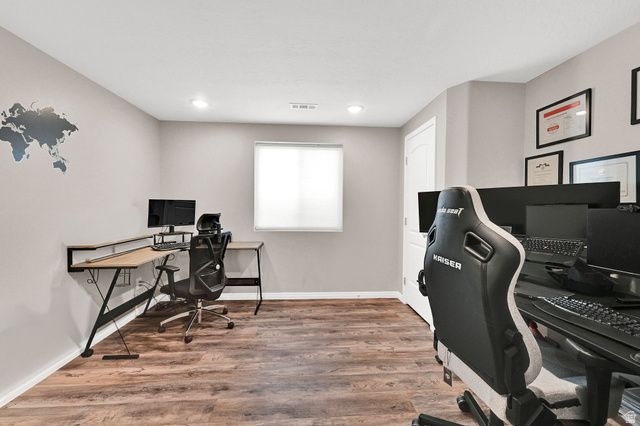 1809 E KAY LN, South Weber, UT 84405